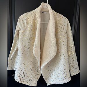 NWT Epic Threads Fleece Jacket. Cream with Gold Triangles.